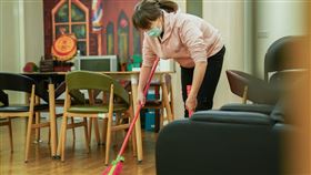 大掃除示意照。（圖／台北慈濟醫院提供）