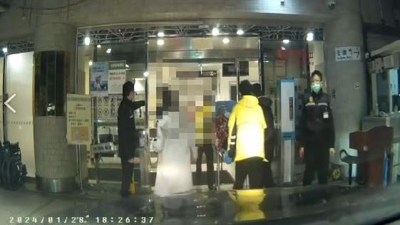 7歲男童癲癇發作　土城警鳴警笛3分鐘到院