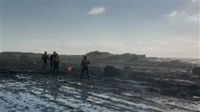 宜蘭頭城海域發生一起溺斃意外，一名萬姓男子（59歲）昨天與友人至石城海岸浮潛抓魚，萬男卻一直未上岸，宜蘭消防局和海巡人員獲報前往搜救，今天中午發現萬男的遺體卡在一處礁石中，後續交由檢警相驗釐清死因。