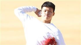 ▲孫易磊1月在日本火腿二軍基地與其他新人選手一起進行自主訓練。（圖／翻攝自北海道日本ハムファイターズ 官方 X）