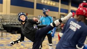 蘇柏亞拚跆拳道奧運資格賽巴黎奧運亞洲區資格賽國手選拔日前出爐，跆拳道女將蘇柏亞（左）將代表台灣參加女子49公斤級賽事，希望能在3月資格賽搶下門票。（蘇柏亞提供）中央社記者黃巧雯傳真  113年2月3日