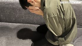 出軌，懺悔，下跪，罰跪，老蕭，捲毛（示意圖／資料照）