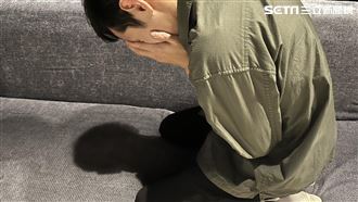 撞見妻劈腿女閨密　外送員兼差養家慘被綠