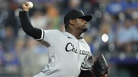 ▲水手從白襪換來牛棚投手桑托斯。（圖／美聯社／達志影像）