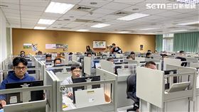 學測閱卷  記者林柏廷攝影