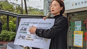 弱勢兒少騎電輔車  民團籲提升道路交通環境靖娟兒童安全文教基金會5日舉辦「112年兒童事故傷害新聞統計分析記者會」，執行長許雅荏（圖）表示，從學生在整年度的交通事故發生件數來看，暑假及寒假為最高峰，呼籲政府對弱勢的兒少騎車如電輔車等慢車，應有更安全的道路交通環境。中央社記者張雄風攝  113年2月5日
