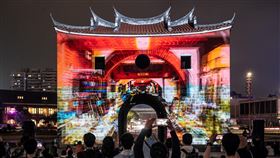 台北市花燈作品「寫滿簡體字」　網酸：肯定推給淘寶