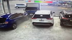 轉彎撞成.交0600