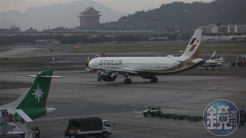 長榮罷工內幕曝光　竟是華航星宇機師投票