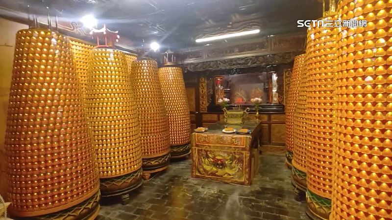 龍年點燈夯！配套贈品棉被、文創物大車拚