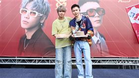 鼓鼓呂思緯與蕭秉治組成限定團體「GX」（圖／相信音樂提供）