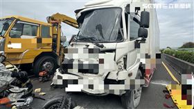 國道一號彰化七車連撞，1死1傷，頂替,肇逃,無照。(圖/民眾提供)
