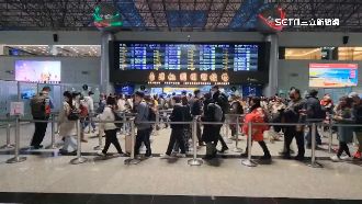 年假首日桃機湧人潮　旅客：今年旅費較貴