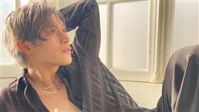  福士申樹遭女粉指控拍裸照還「討進貢錢」與物品，前後約百萬元。（圖／fukushi_nobuki IG）