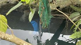 潘男因溺水多時已明顯死亡。翻攝畫面