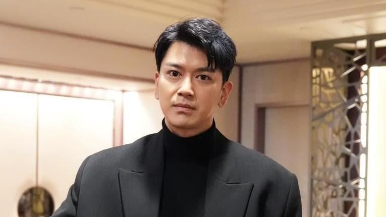 獨／8點檔男星生2子當奴才　兼職社區主委