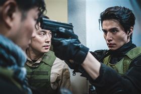 《殺人者的購物中心》。（圖／Disney+提供）