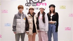  BOOM！怪物星人登上電台節目。（圖／POP Radio提供）