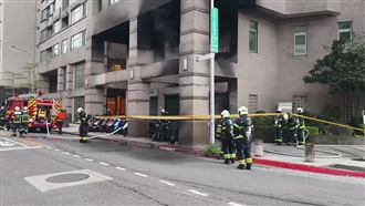 北市清晨連兩起火警毀7車　警逮1縱火男