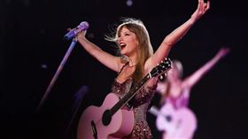 泰勒絲17日在巴西里約熱內盧開唱。（圖／翻攝自泰勒絲IG）