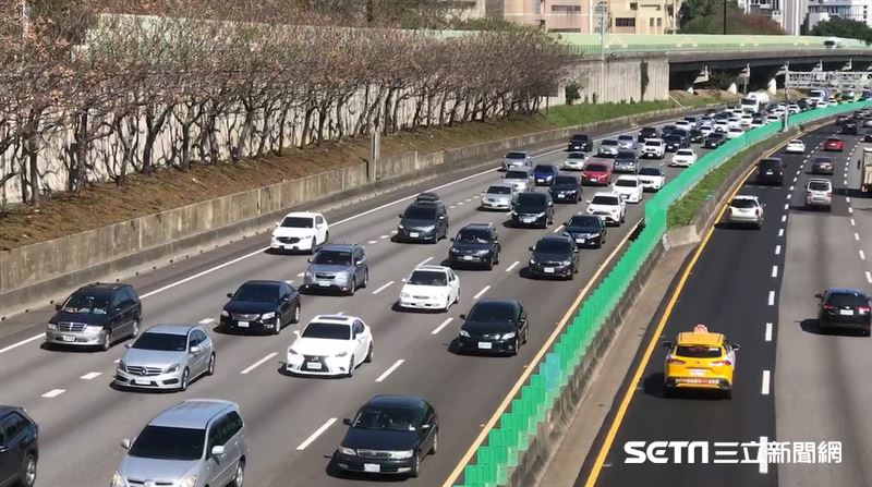 國5北向紫爆「估凌晨3點紓解」初四繼續塞