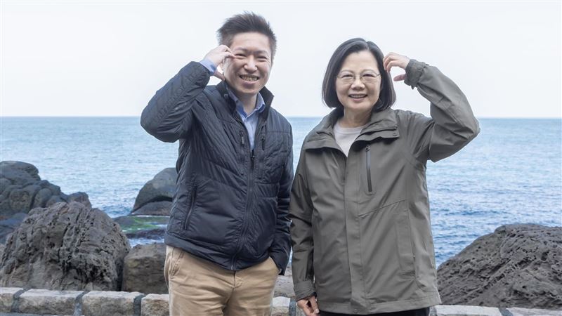 沒放鳥！張惇涵曝把小英「接回家」全紀錄