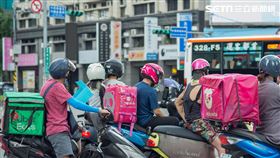 外送員(記者陳弋攝影)