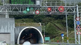 蘇花改中仁隧道施工交管蘇花路廊台9線中仁隧道的北上隧道為辦理路基排水工程，進行隧道內管涵開挖作業，6至10日每日上午9時至下午5時於北上隧道實施封閉管制。中央社記者李先鳳攝  112年11月5日