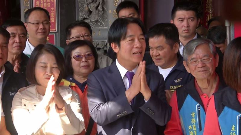 賴清德屏東發福袋　叩謝神恩、感謝鄉親