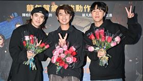 陳柏霖、蔡凡熙、林哲熹《還錢》。（圖／甲上娛樂提供）