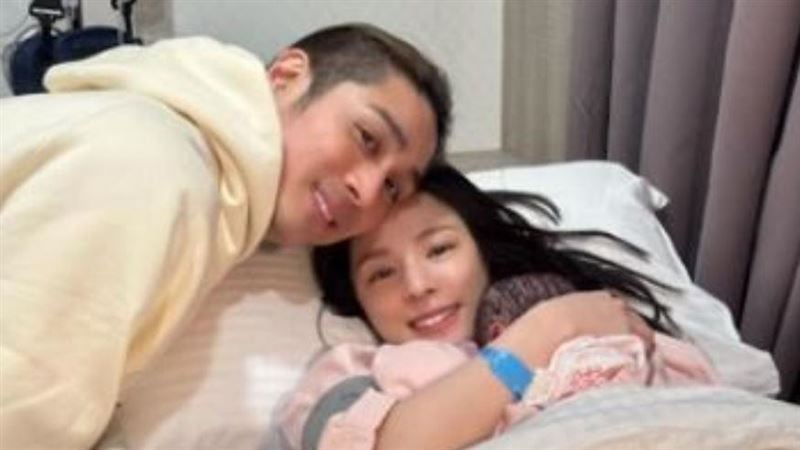 熊熊深夜宣布生了！尪陪產哭得比女兒還慘