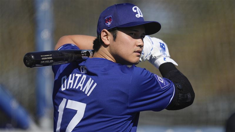 大谷第2次戶外練打　又10球打出全壘打牆