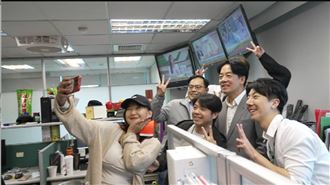 大年初六開工日　賴清德赴民進黨部發紅包