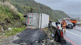 台2線,蝙蝠洞,貨車,翻覆,
