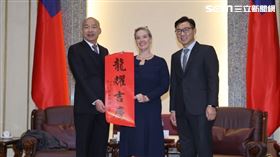▲立法院長韓國瑜、副院長江啟臣接見美國在台協會（AIT）台北辦事處長孫曉雅。（圖／記者邱榮吉攝影）