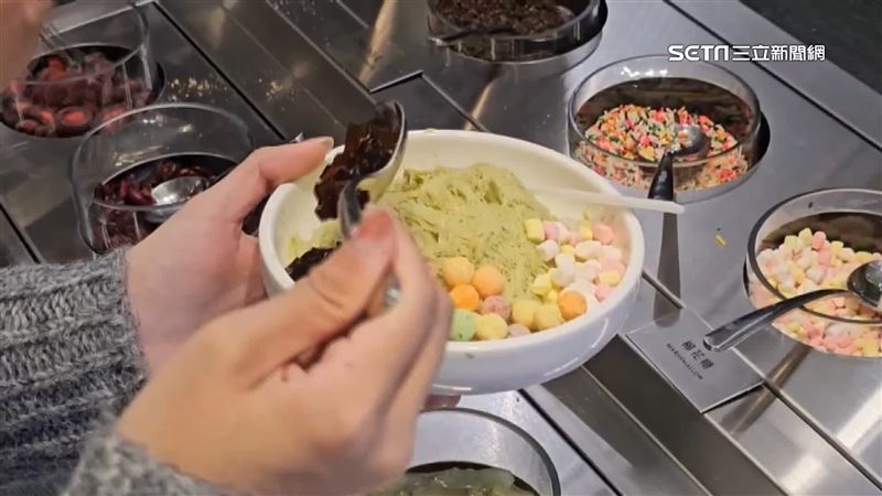 台中網美牛排餐廳預約滿　遭客訴吃完腹瀉
