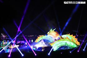 氣勢磅礡！台中76米巨龍主燈秀震撼登場（圖／翻攝畫面）