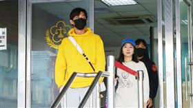 炎亞綸庭後受訪時表示媒體跟網友要斟酌用字。（圖／記者拍攝）