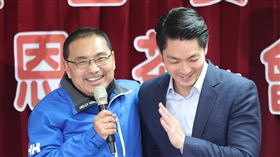 朱立倫、侯友宜、蔣萬安感恩茶會同台互動國民黨中央黨部26日舉行「2024大選台北市感恩茶會」，黨主席朱立倫（左）、新北市長侯友宜（中）與台北市長蔣萬安（右）同台互動，現場氣氛熱絡。中央社記者趙世勳攝　113年1月26日