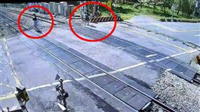 台南,火車,平交道,虎山,闖入