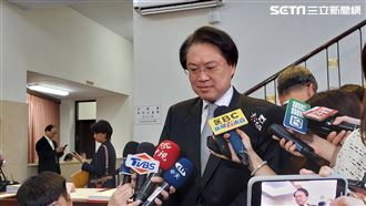 謝國樑開直播　林右昌：喝醉還是嗑藥？