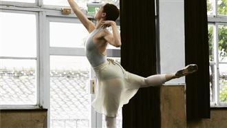 北市駕駛恍神撞車　25歲芭蕾舞者斷腿崩潰