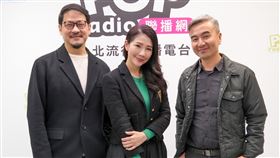 江松長(右)以《金門》入圍第96屆奧斯卡紀錄短片，他與蔣顯斌(左)接受林書煒專訪（圖／POP Radio提供）