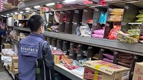 北市2店捲「蘇丹紅」風波，北市衛生局稽查業者。（圖／北市衛生局提供）