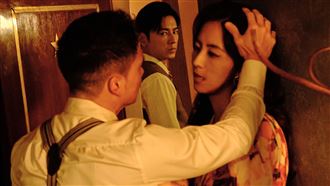 周曉涵羞談商魂狂放情慾戲「老公」看全程