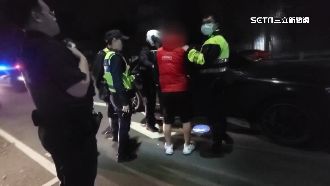 朋友酒測遞汽水遭制止　男失控嗆警遭送辦