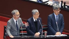 ▲行政院長陳建仁赴立法院進行食安報告陳昭姿、李坤城質詢（圖/記者邱榮吉攝影）