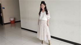 王俐人(蔡維歆)
