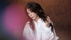 莫文蔚獻唱電影歌曲。（圖／莫家寶貝工作室提供）