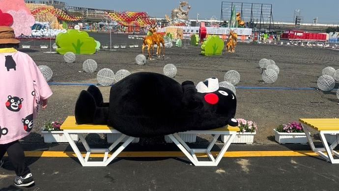「熊本熊」現身台灣燈會！偷打瞌睡被捕捉